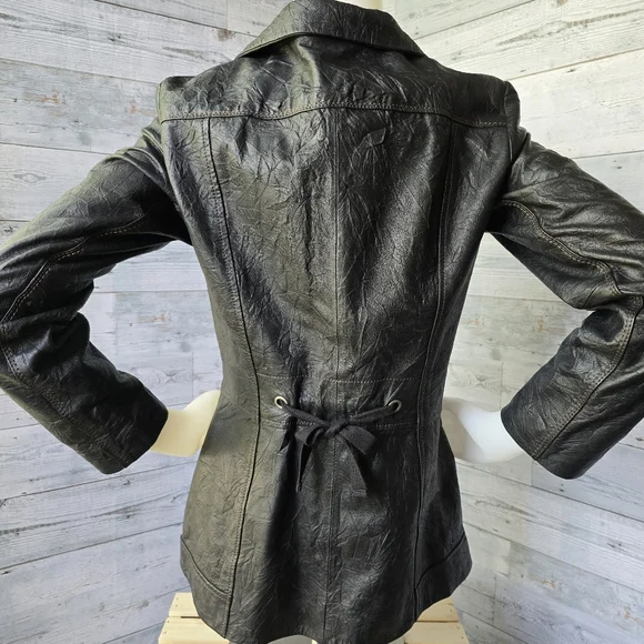 Danier Wrinkled Texture Black Leather Jacket Womens Small - Picture 6 of 16